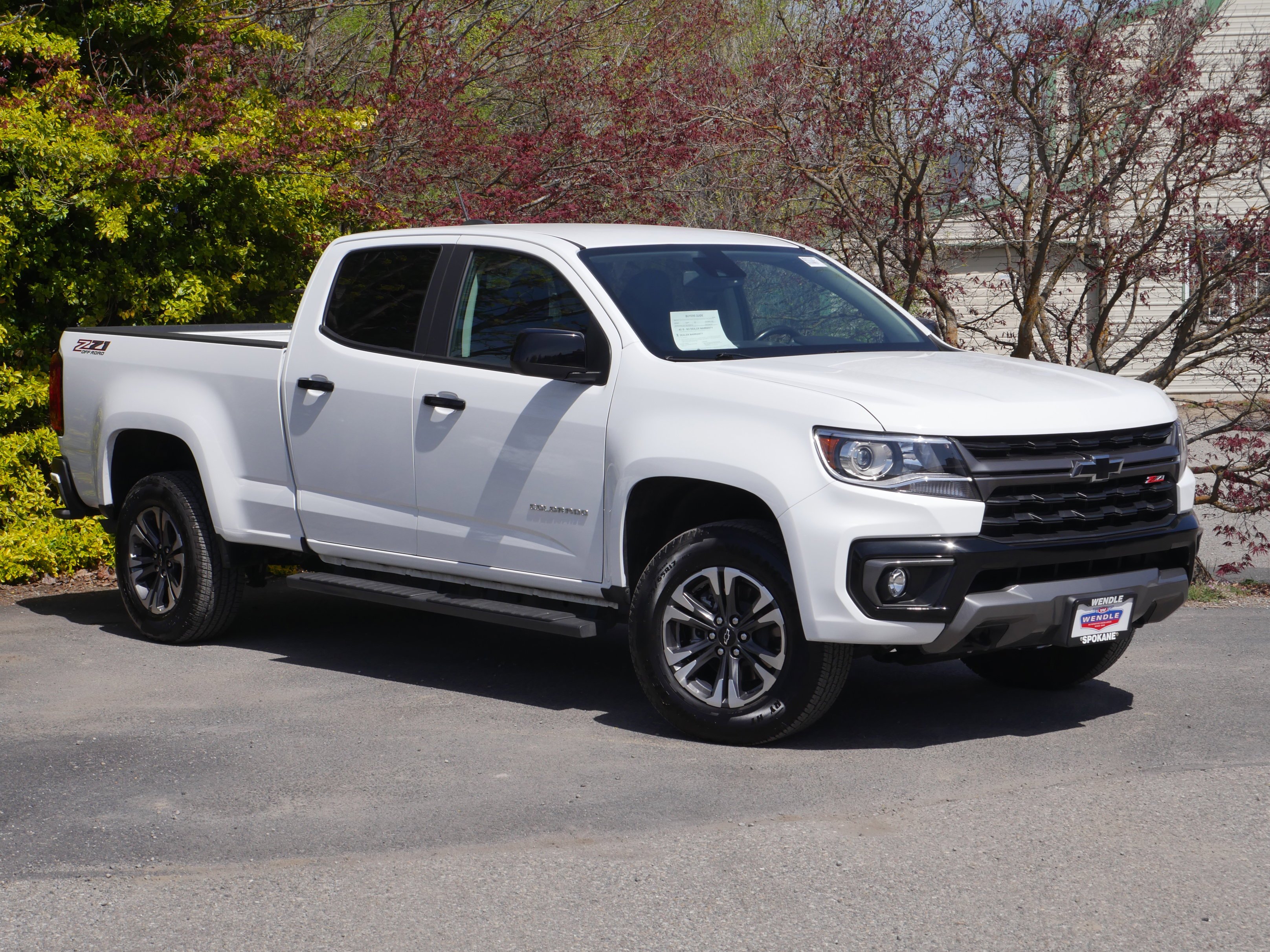 Used 2022 Summit White Chevrolet 4WD Z71 image 32