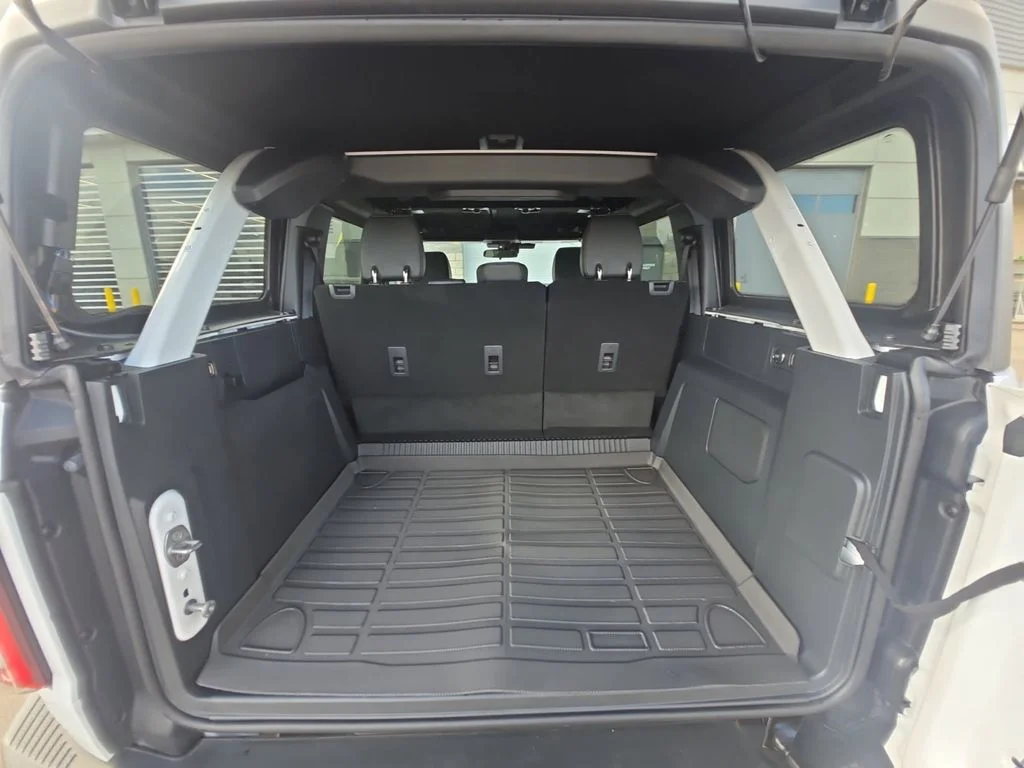 Used 2025 White Ford Badlands image 18