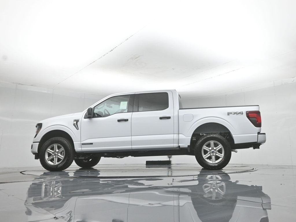 New 2026 Oxford White Ford XLT image 51