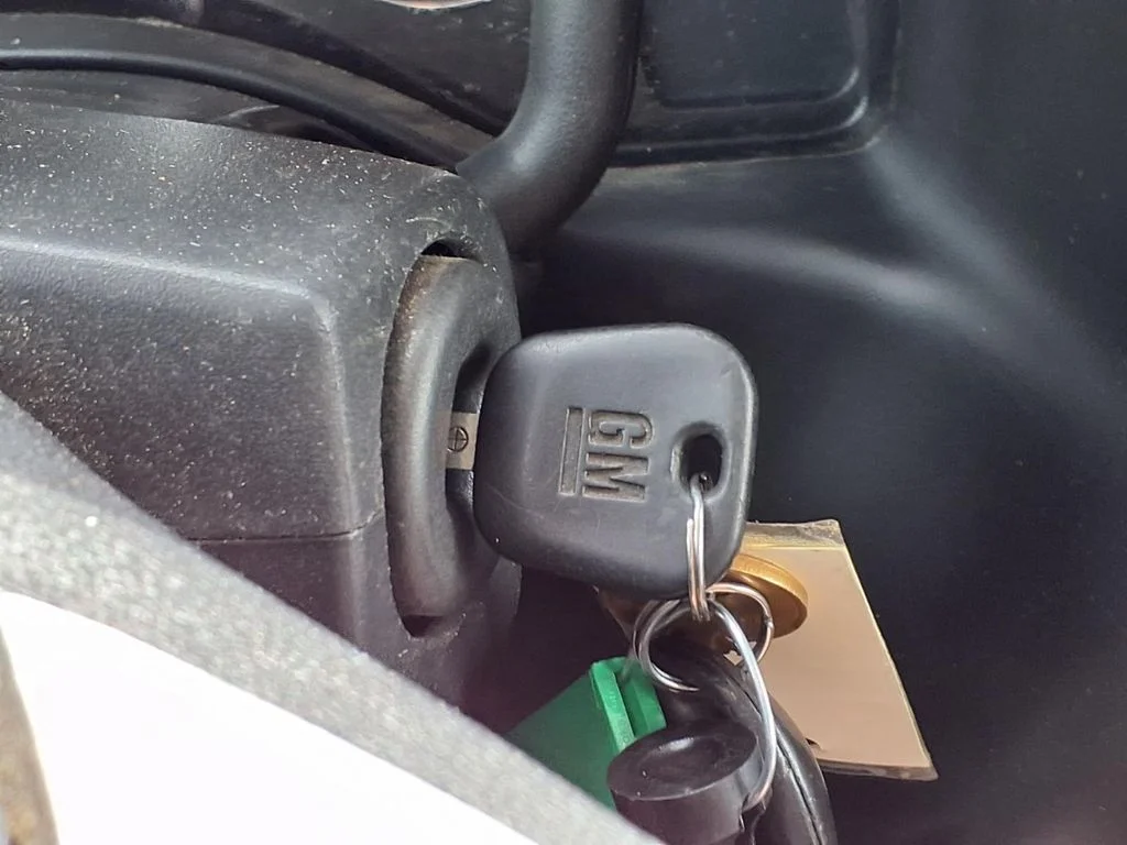 Used 2017 Green Chevrolet Work Van image 18