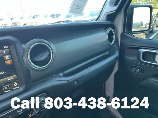 Used 2023 White Jeep Rubicon image 30