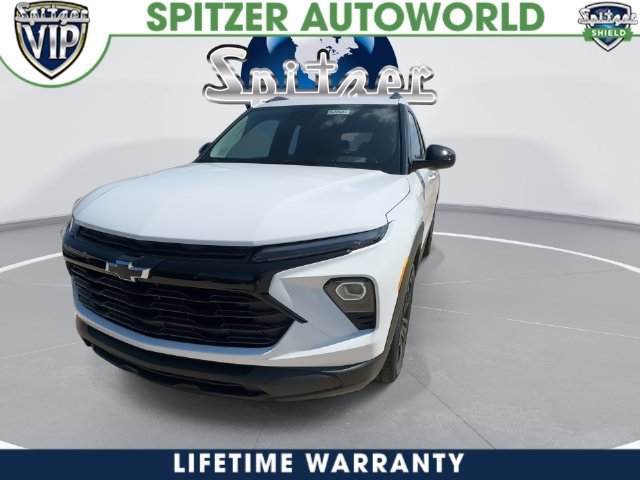 New 2026 Summit White Chevrolet LT image 4