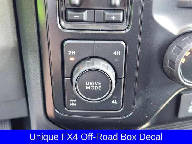 New 2026 Oxford White Ford F-250® XL image 21