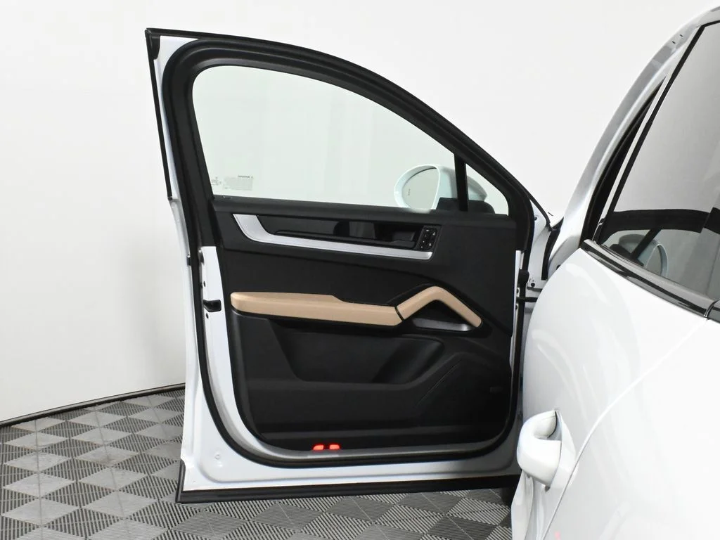 Certified Used 2026 White Porsche  image 32