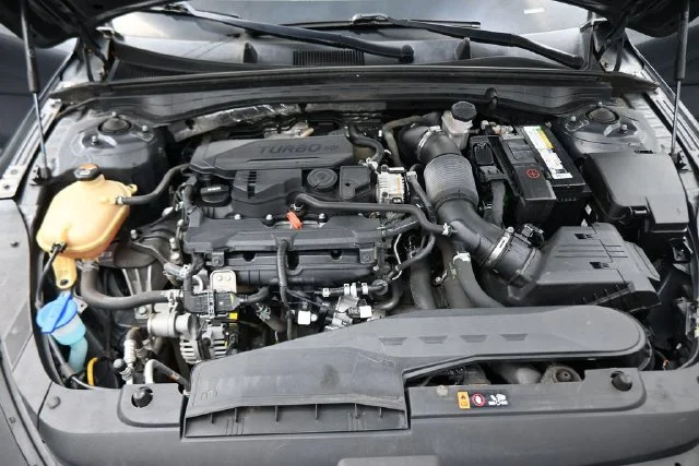 Used 2022 Gray Kia LXS image 12