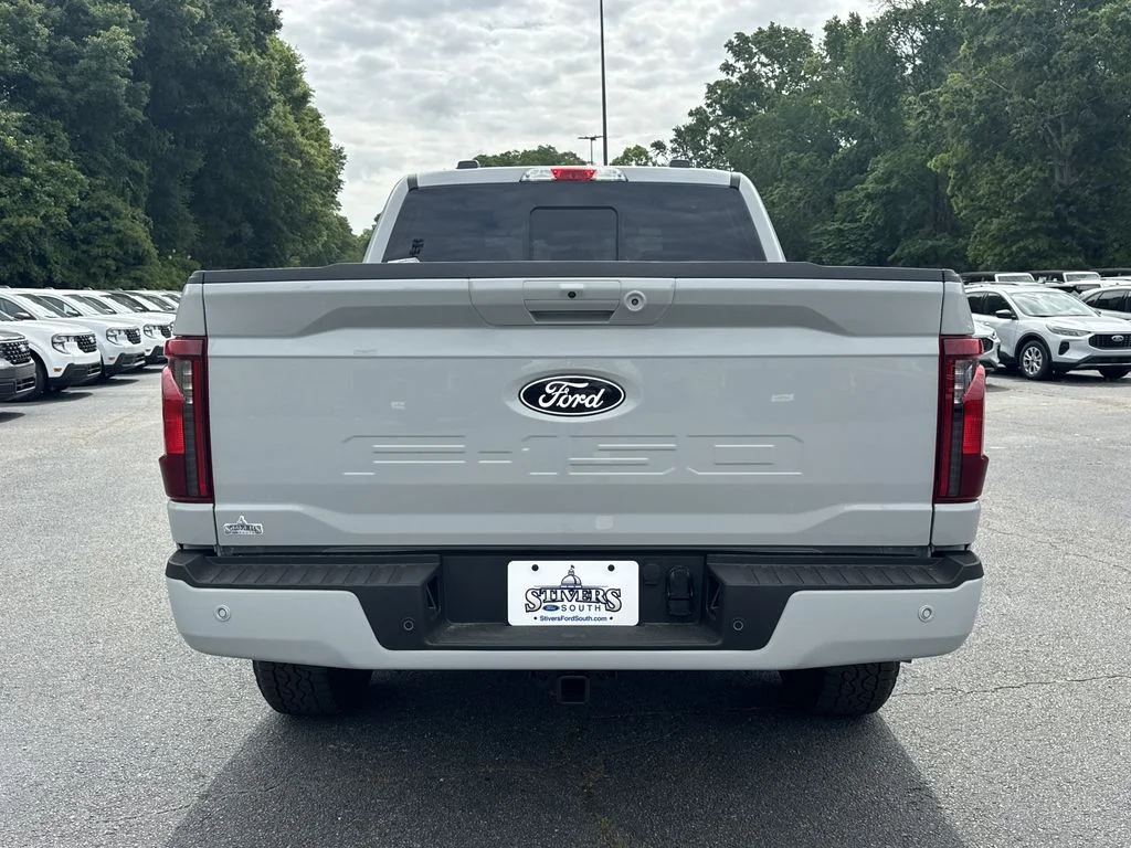New 2026 White Ford XLT image 6