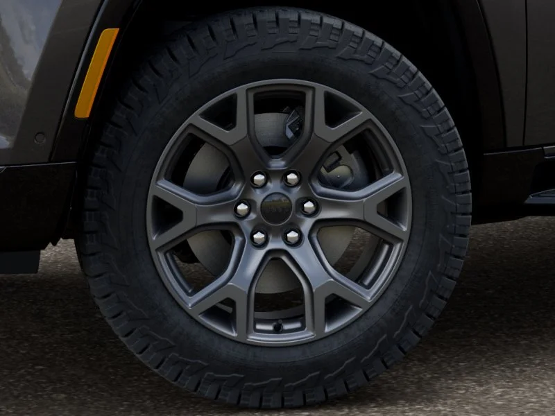 New 2026 Baltic-Gray Metallic Clear-Coat Exterior Paint Jeep  image 4
