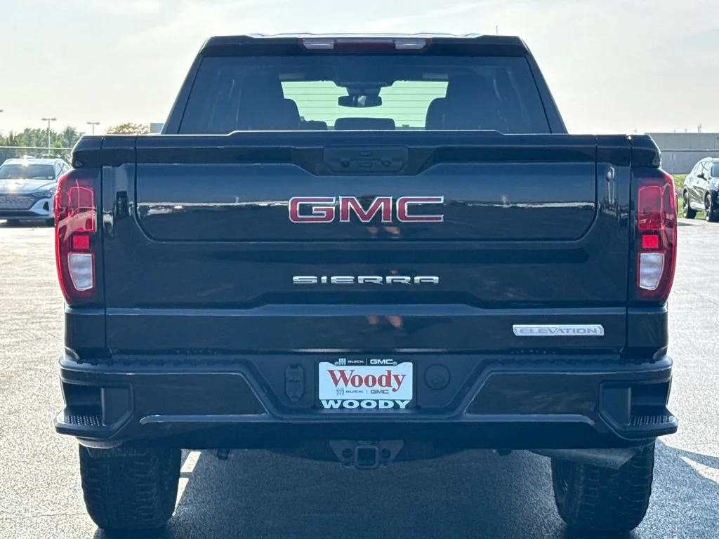 New 2026 Onyx Black GMC Elevation image 9
