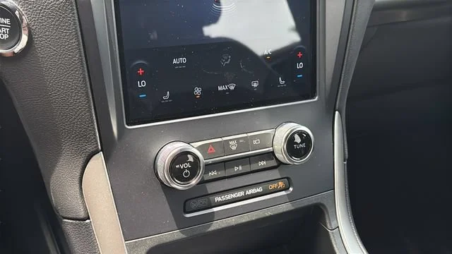 Used 2023 Silver Ford ST-Line image 31
