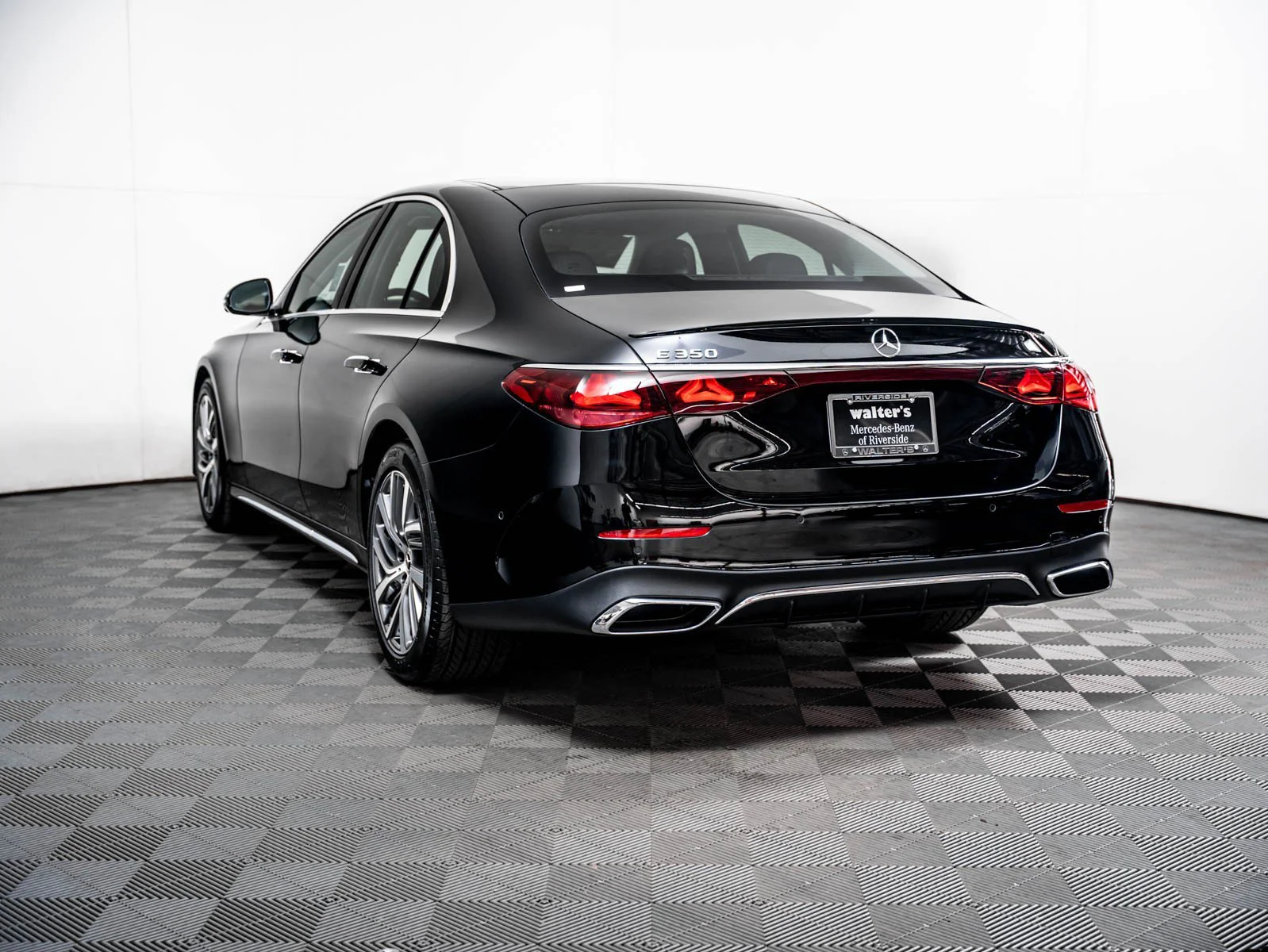 New 2026 Black Mercedes-Benz E 350 image 2