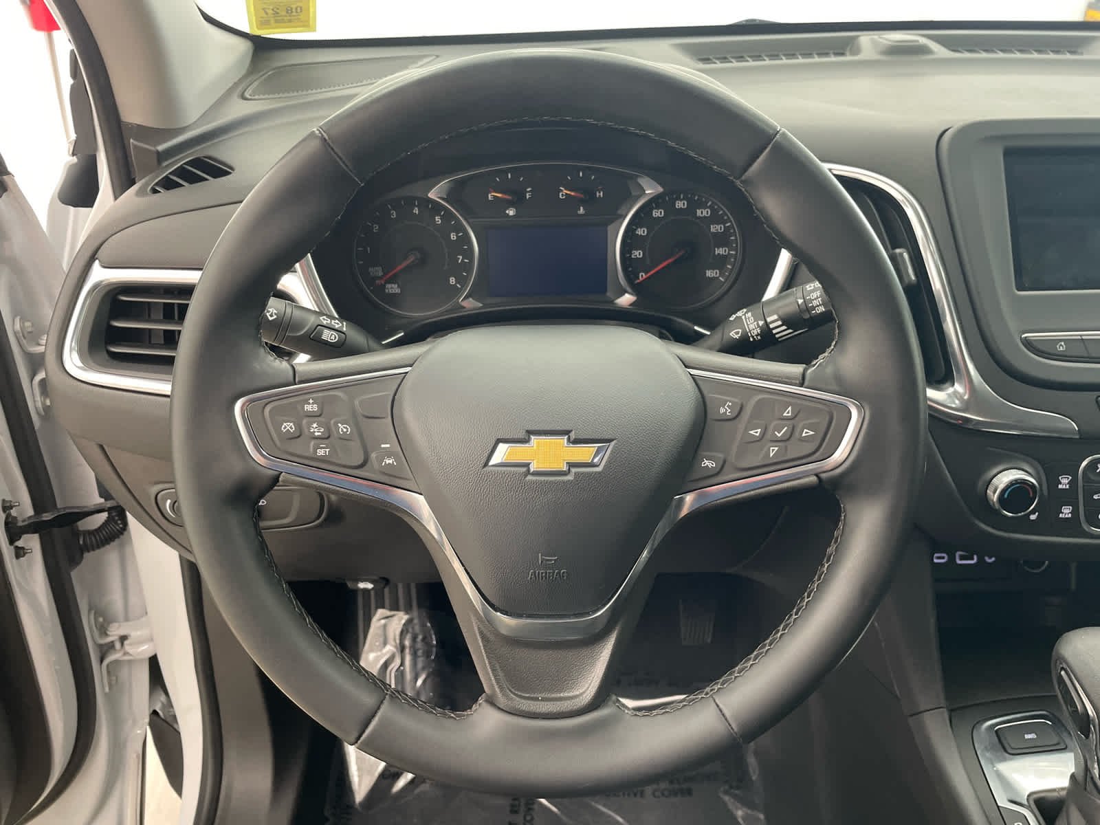 2024 Chevrolet Equinox LT - Photo 12