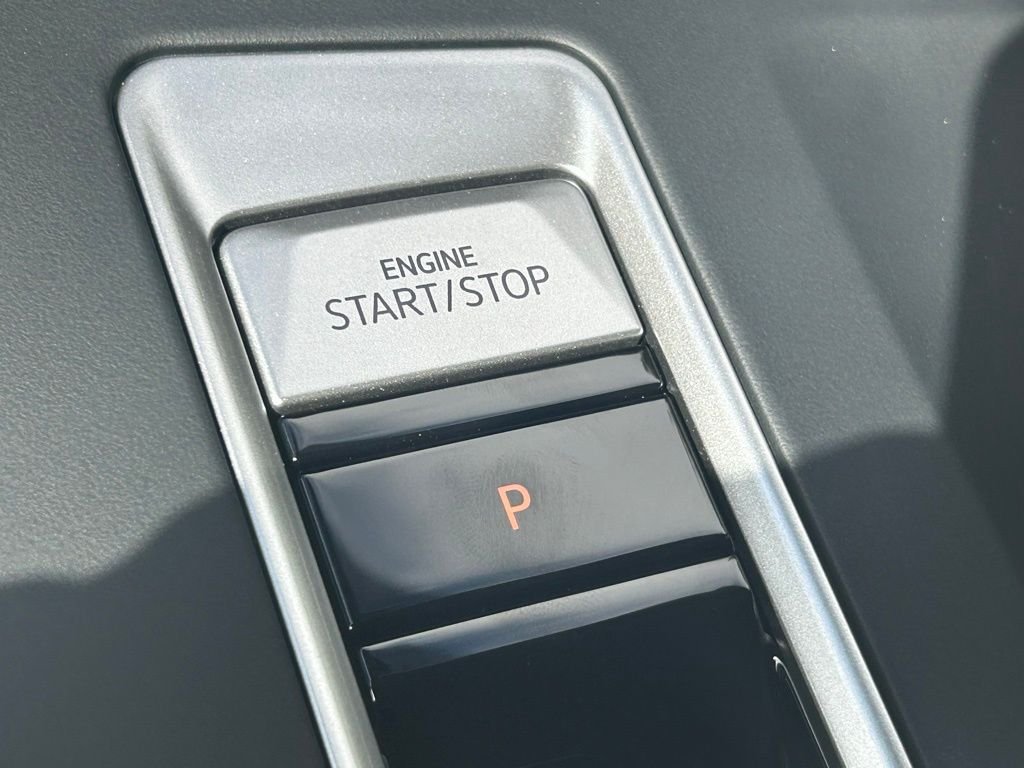 New 2026 Silver Volkswagen SE w/Technology image 54