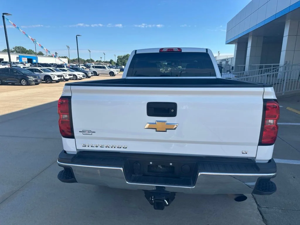 Used 2019 White Chevrolet LT image 30