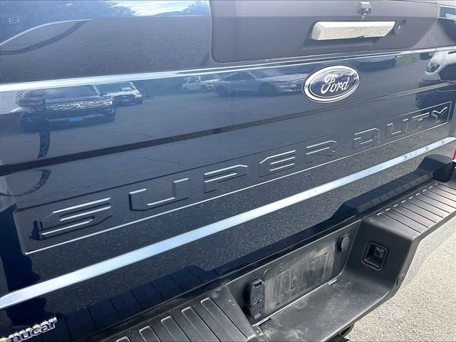 Used 2020 Blue Ford Lariat image 8