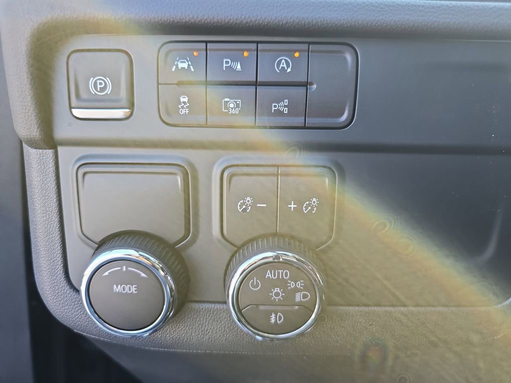 2026 Chevrolet Tahoe Premier - Photo 27