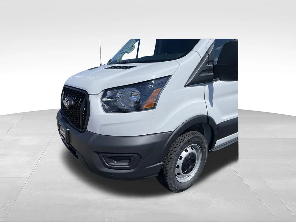 New 2026 Oxford White Ford Cargo Van image 27