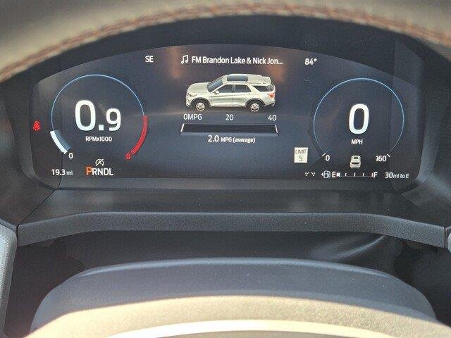 New 2027 Avalanche Gray Ford Active image 15