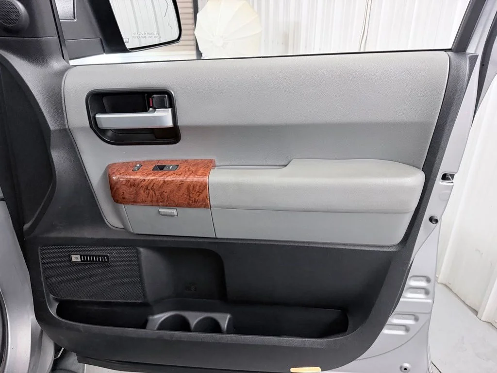 Used 2018 Silver Sky Metallic Toyota Platinum image 46