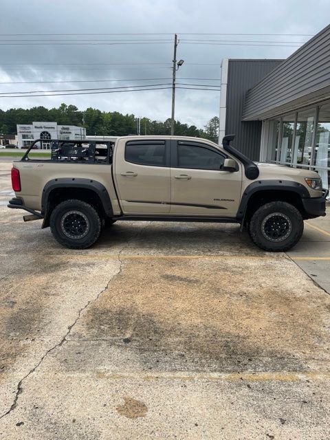 Used 2022  Chevrolet ZR2 image 4