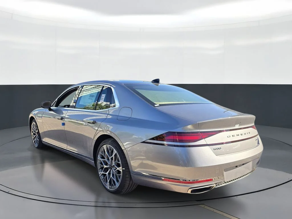New 2026 Silver Genesis 3.5T e-SC image 4