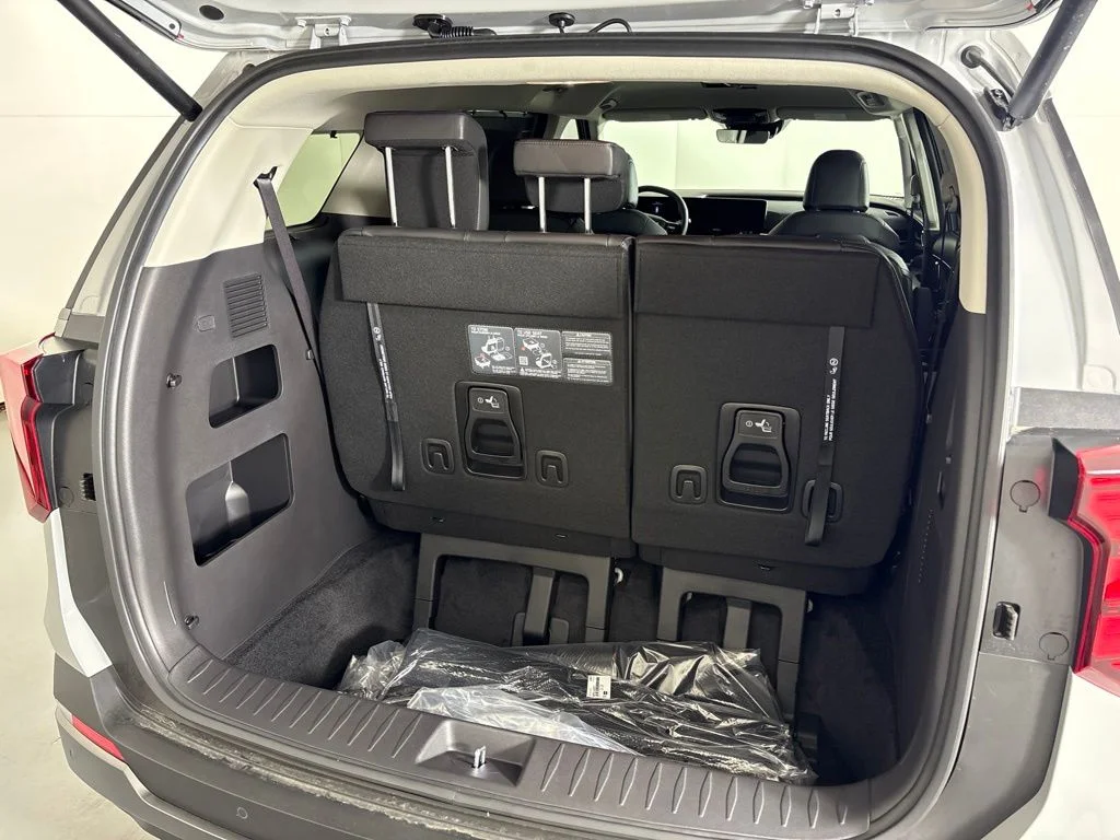 New 2027 Silver Kia EX image 21