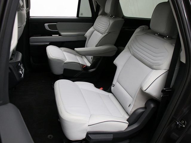 New 2025 Dark Matter Gray Metallic Ford Platinum® MAX image 11