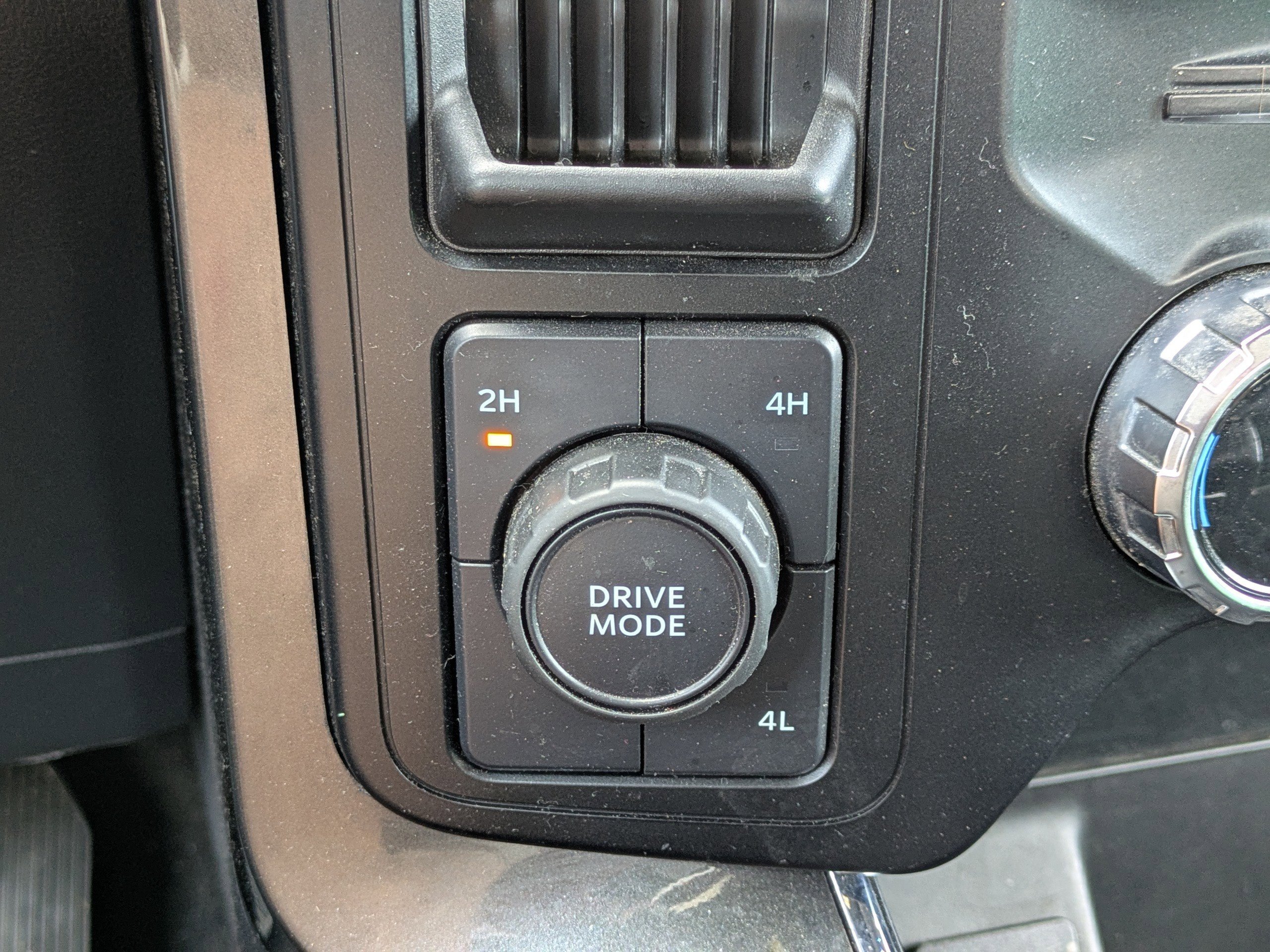 Used 2023  Ford XLT image 25