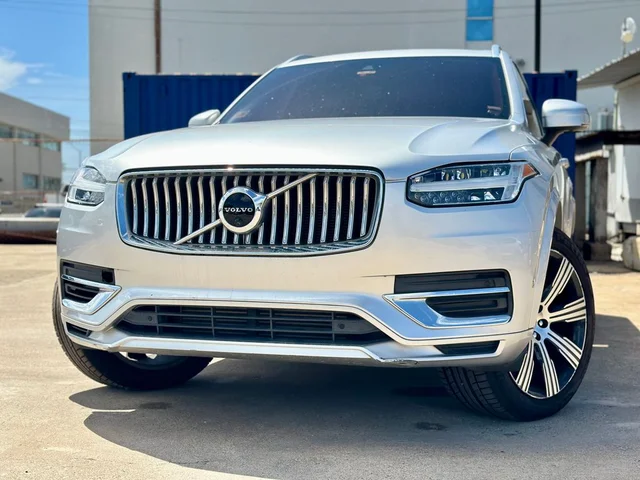 2022 Volvo XC90 Recharge Plug-In Hybrid T8 Inscription 7 Passenger