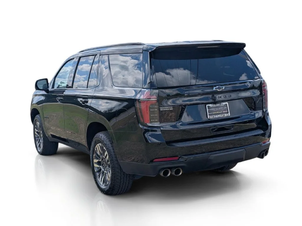 Used 2025 Black Chevrolet Z71 image 7