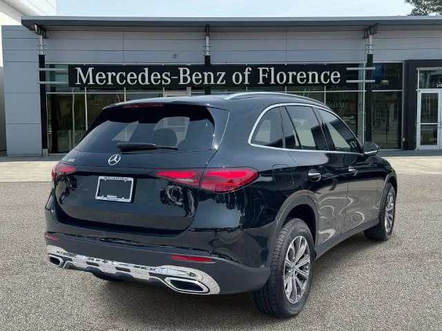 Used 2026 Black Mercedes-Benz GLC 300 image 6