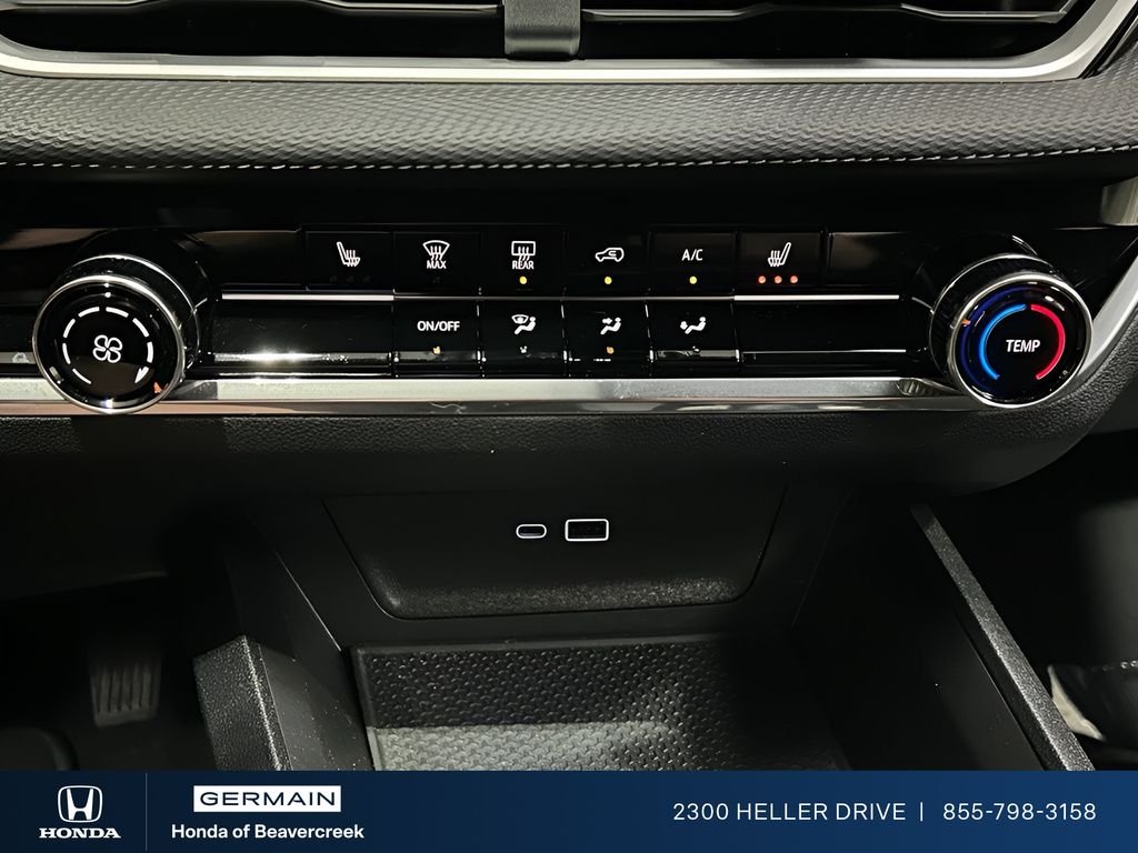 Used 2025 Lakeshore Blue Metallic Chevrolet LT image 20