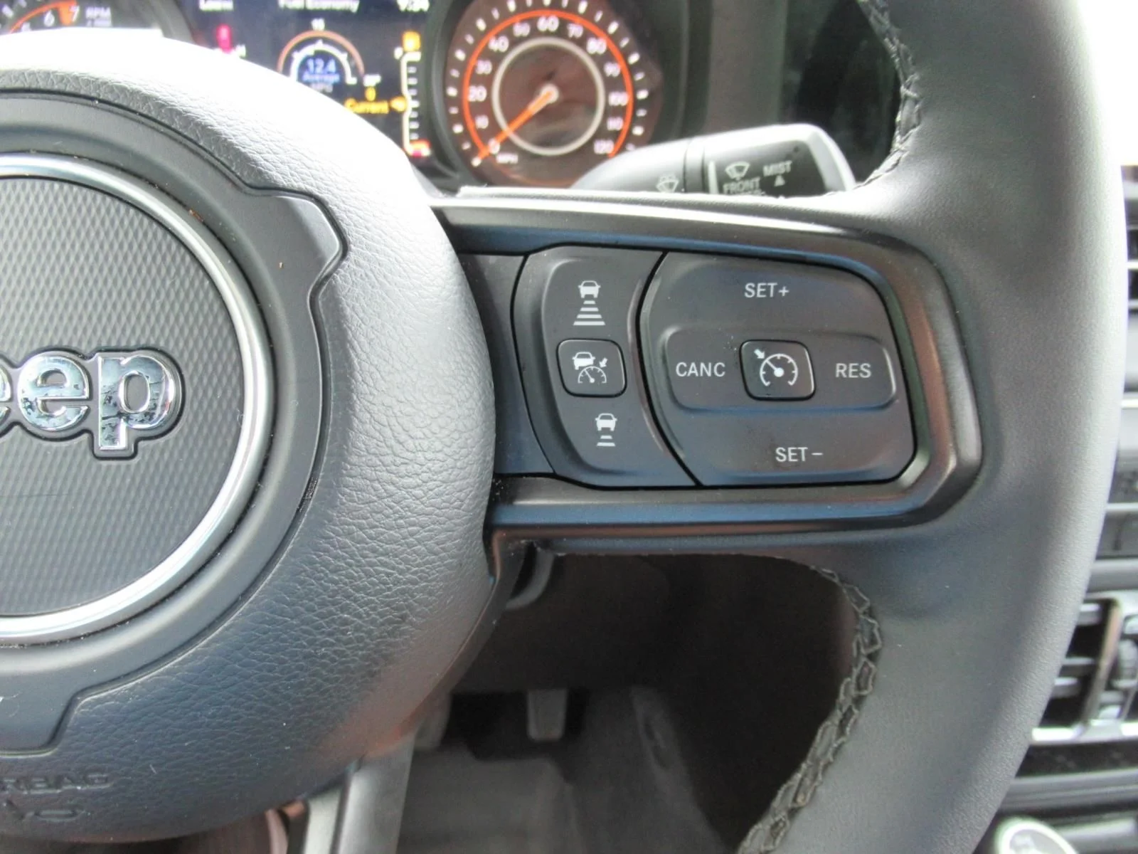 Used 2025 Gray Jeep High Tide image 27