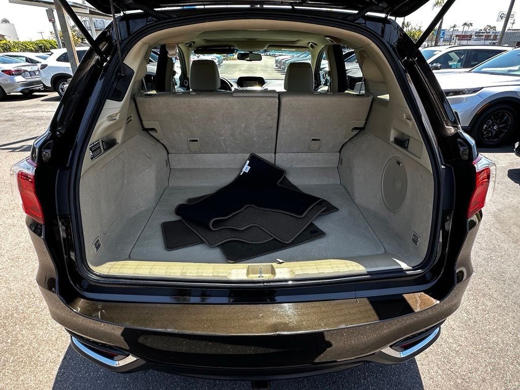 Used 2018  Acura Technology Package image 8
