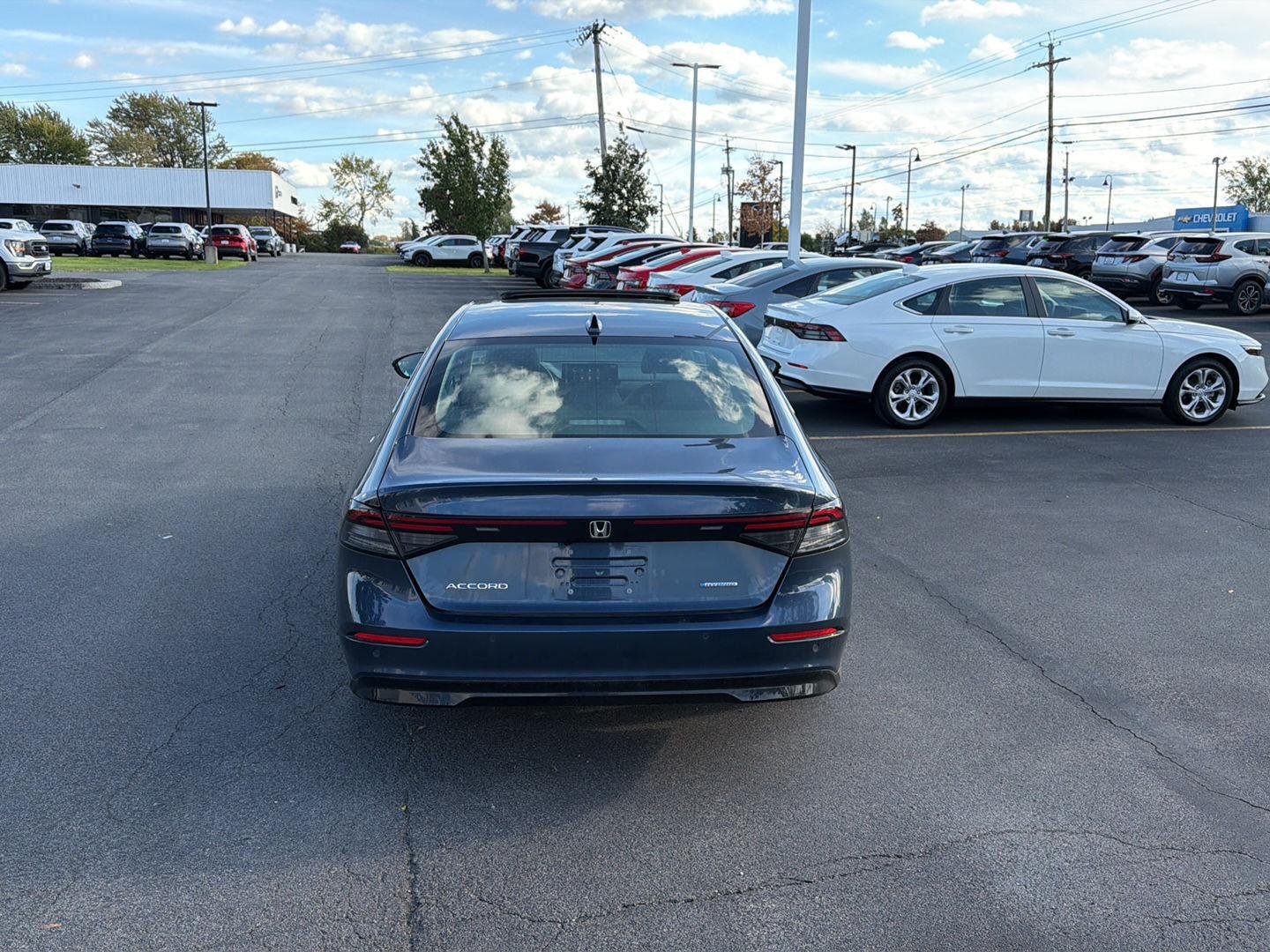 Used 2025 Canyon River Blue Metallic Honda EX-L image 6