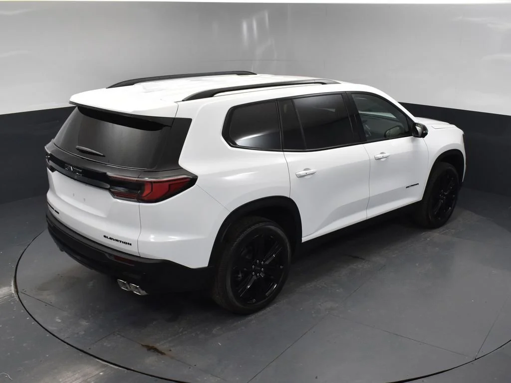 New 2026 Summit White GMC Elevation image 34