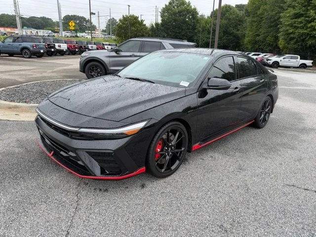 Used 2025 Black Hyundai Base image 4
