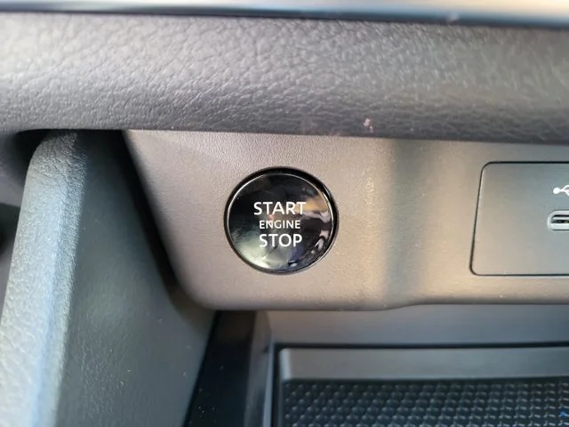 New 2026 Everest White Pearl TriCoat Nissan Rock Creek® image 21