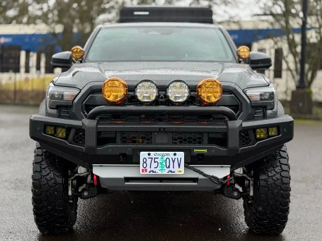 2026 Toyota Tacoma TRD Off Road - Photo 9