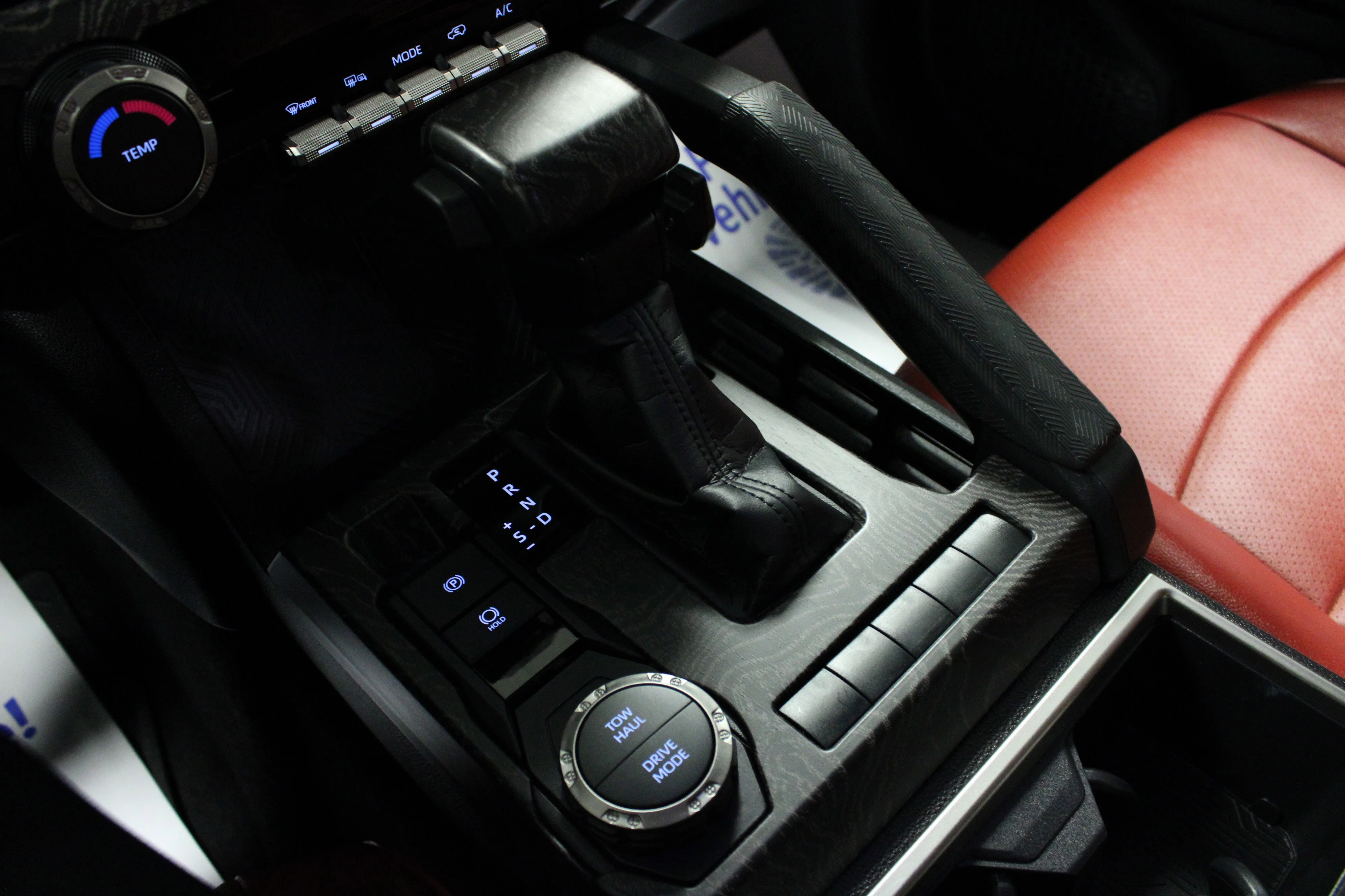 Used 2025 Ice Toyota SR5 image 23