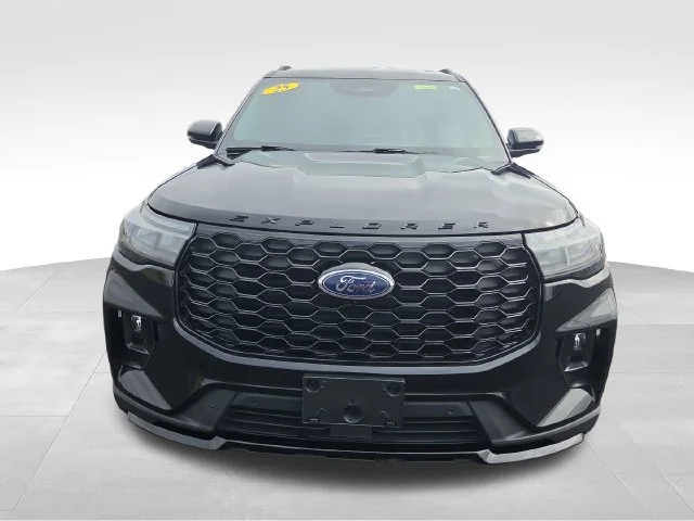Used 2025 Black Ford ST-Line image 9
