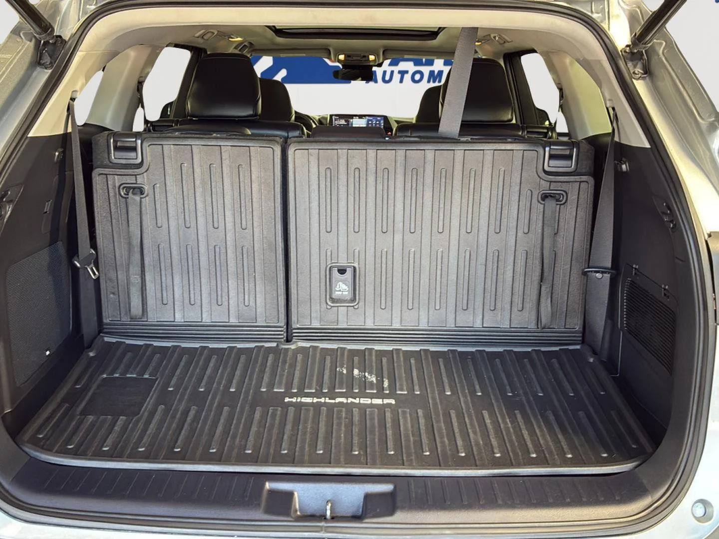 Used 2022 Celestial Silver Metallic Toyota Platinum image 10