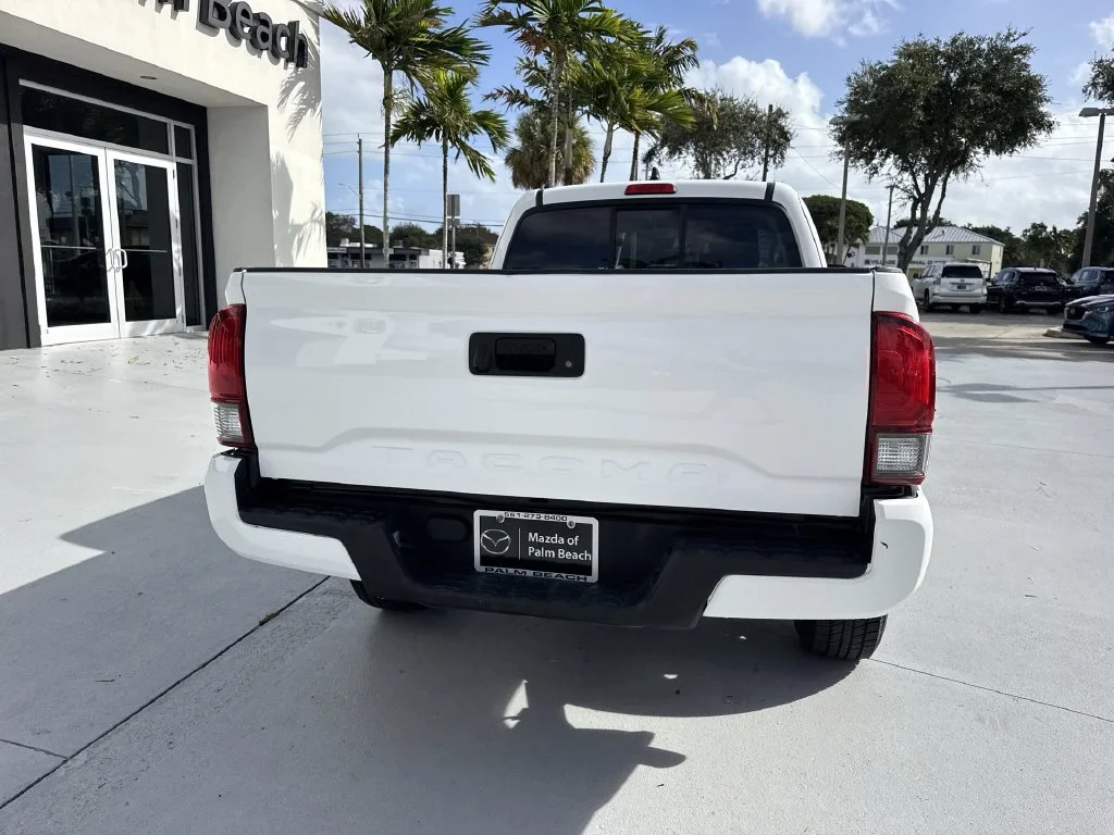 Used 2020 Super White Toyota SR image 25