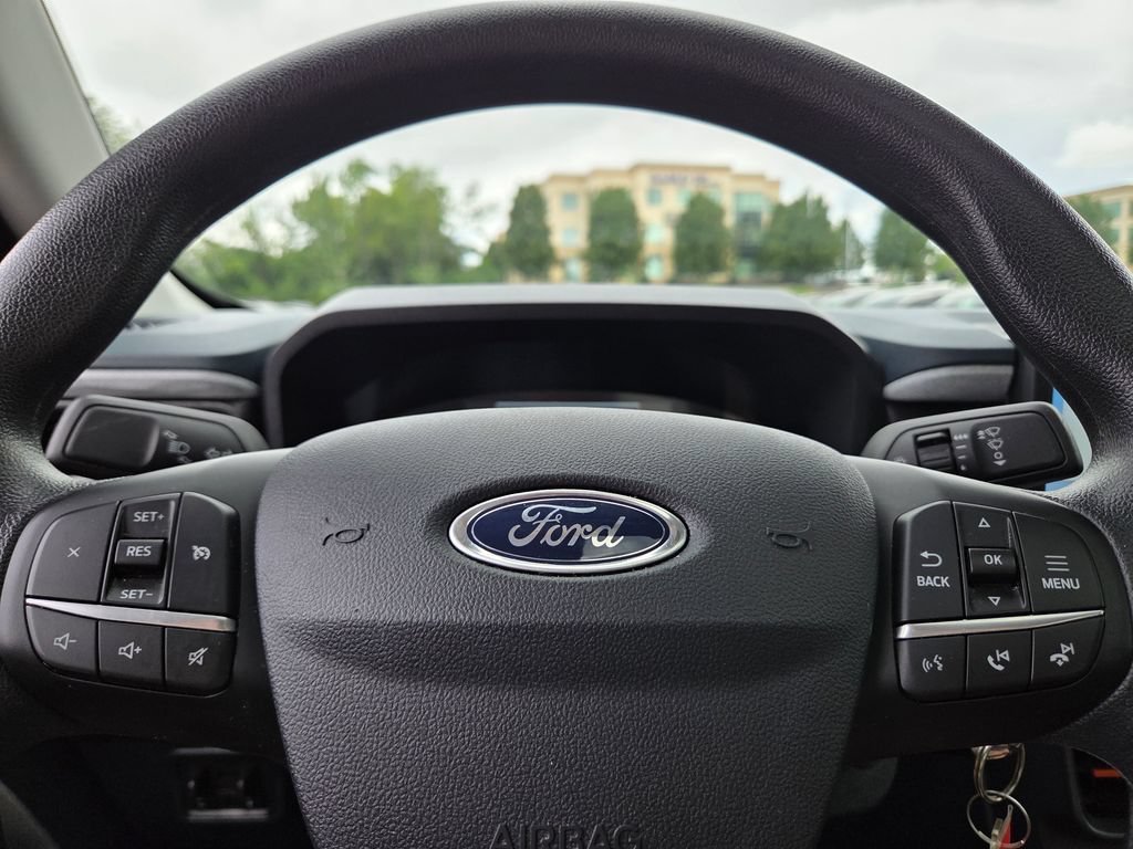 Used 2024 Oxford White Ford XLT image 35