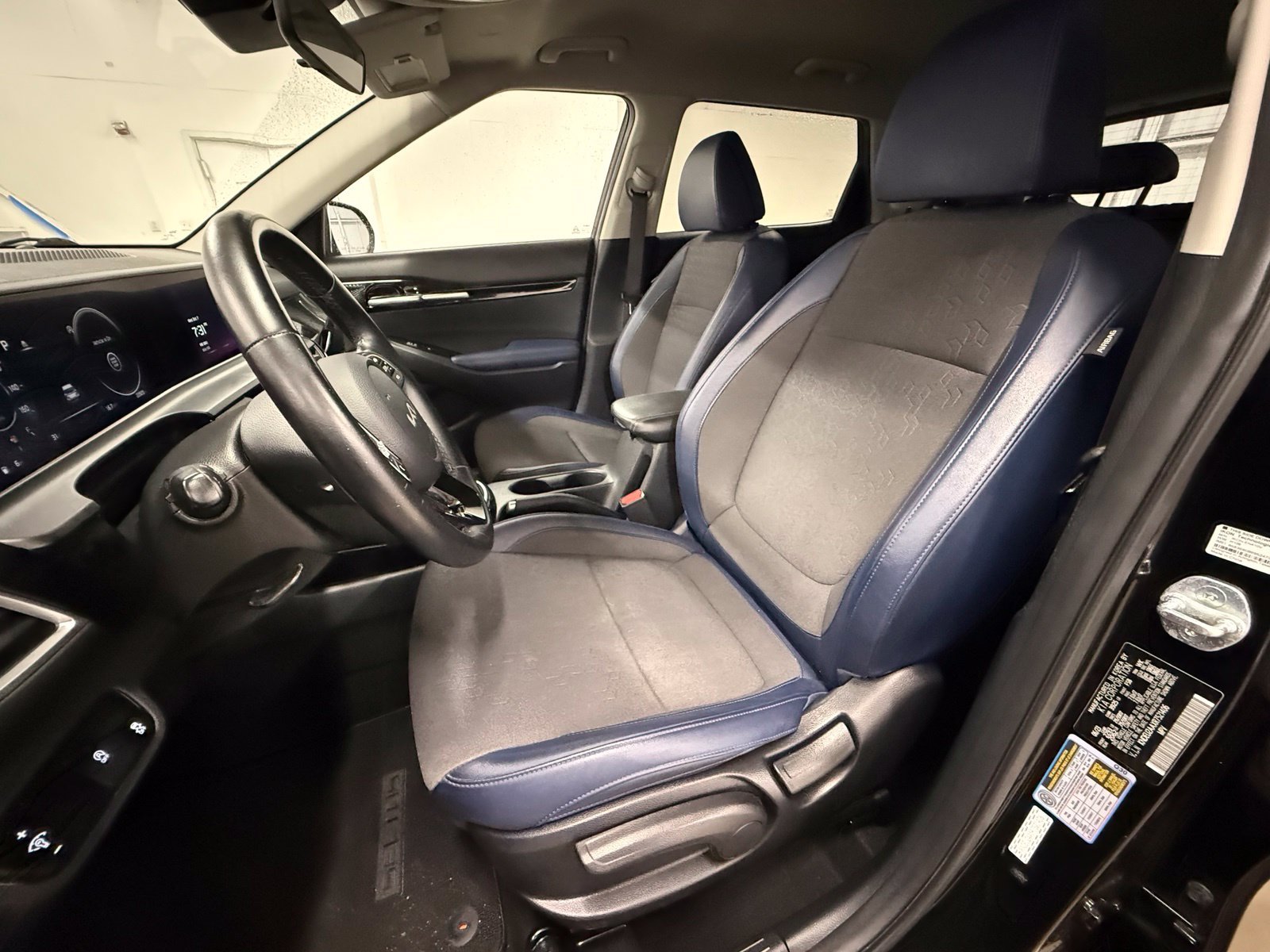 Used 2024 Black Kia S image 18