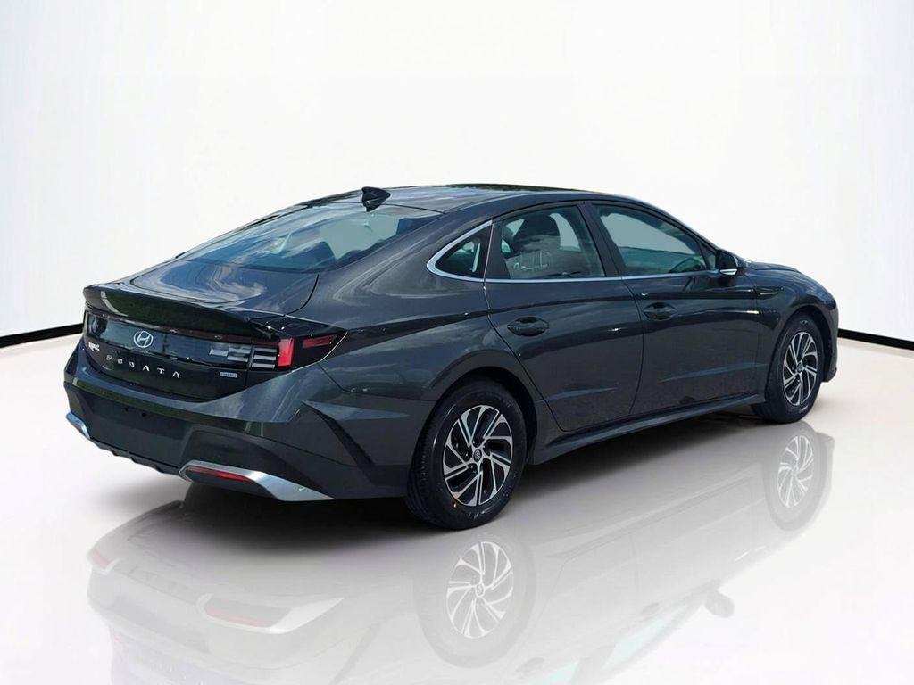 New 2026 Gray Hyundai Blue image 5