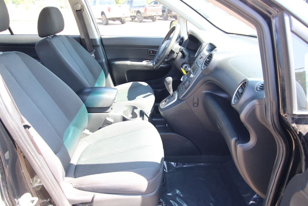 Used 2009 Gray Kia LX image 8