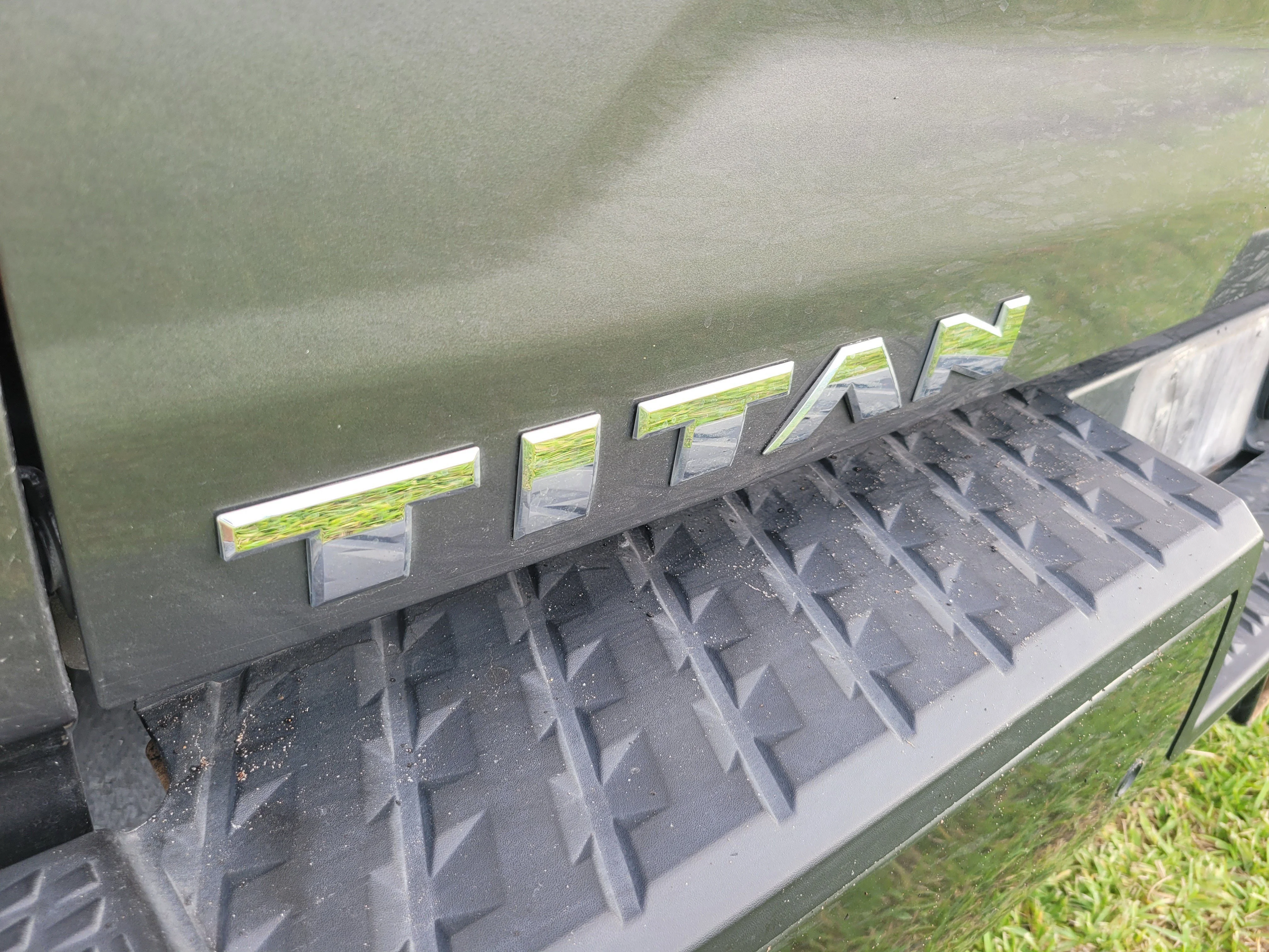 Used 2021 Gun Metallic Nissan SV image 7