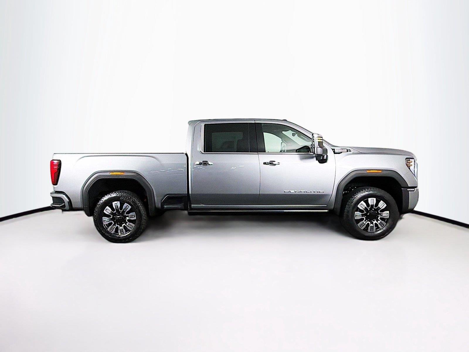 2026 GMC Sierra 2500HD Denali - Photo 12