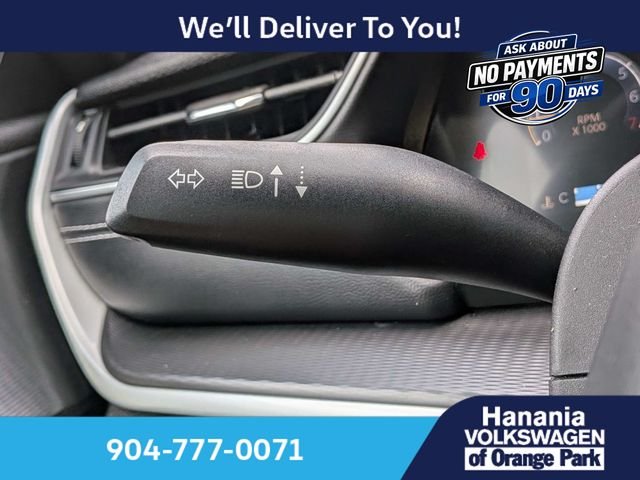 Used 2024 Gray Jeep Altitude image 29