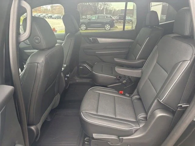 2025 Buick Enclave Preferred - Photo 31